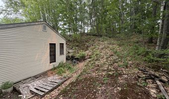21 7th St, Auburn, ME 04210