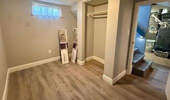 5620 SUNSET Dr, Cheyenne, WY 82001