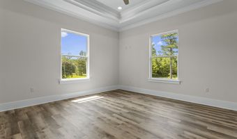 100 Blue Ridge Ct, Bay St. Louis, MS 39520
