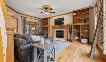 1214 Sandalwood Ct SW, Altoona, IA 50009