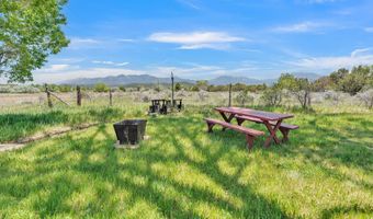 51 Atalaya Rd, Arroyo Hondo, NM 87513