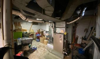 36 Prospect St, Andover, NJ 07801