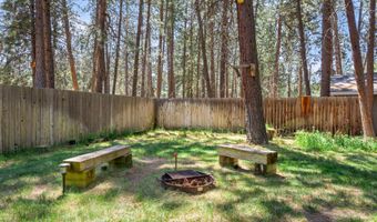 19383 Seminole Cir, Bend, OR 97702