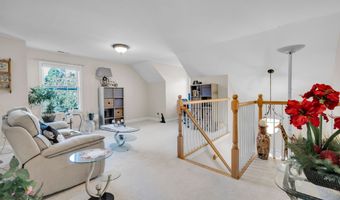 16 Weathervane Rd 16, Bristol, CT 06010