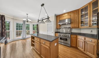 335 Benford Dr, Boiling Springs, SC 29316