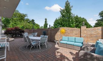 103 E 25TH St, Bayonne, NJ 07002