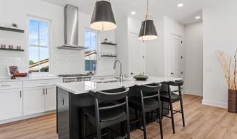 3725 Isabella Ave, Cincinnati, OH 45209