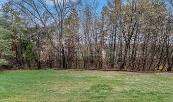 4946 Scenic Pines Ct, Clarkston, MI 48346