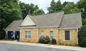 11143 Blackbird Ln, Alpharetta, GA 30022