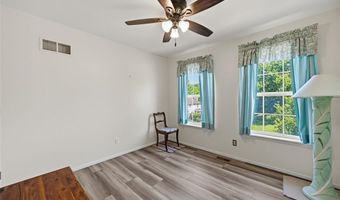 1900 Old Hickory Ct, Arnold, MO 63010