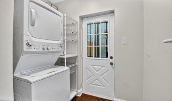 1027 6TH St NE, Washington, DC 20002