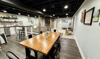 1516 Lakeview Trl, Berne, IN 46711