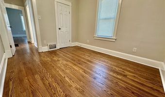 75 E Elm St, Alton, IL 62002