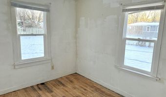 2405 E 3rd St, Anderson, IN 46012