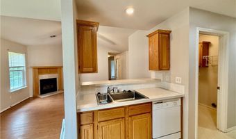 15 Pennine Ln, Bella Vista, AR 72714