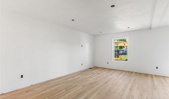7 Kinsman St, Cumberland, RI 02864