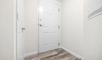 3830 9TH St N 109W, Arlington, VA 22203