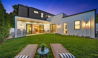 5945 Hesperia Ave, Encino, CA 91316