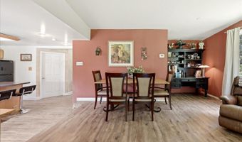 3534 WOODBURN Rd, Annandale, VA 22003