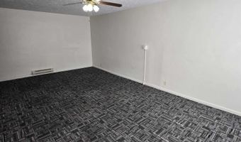 105 N 4th St, Beatrice, NE 68310