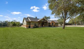 1858 Burr Oak, Adkins, TX 78101