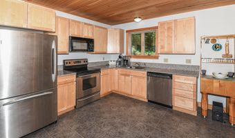 720 Bridgton Rd, Sweden, ME 04009