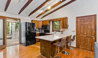 294 Salt Rock Rd, Barnstable, MA 02630