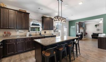 16 Colt Ct, Adairsville, GA 30103