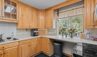331 Rolling Hills Rd, Economy, PA 15042