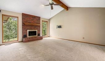 9 McKenzie Dr, Bella Vista, AR 72715