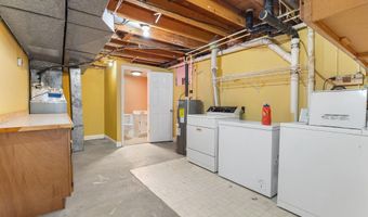 1075 SUN VALLEY Dr, Annapolis, MD 21409