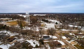 1918 Bayview Dr, Albert Lea, MN 56007