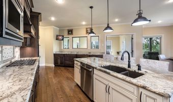 7325 Palm Beach Ave, Benton, AR 72019