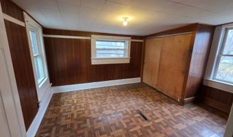 915 S Freedom Ave, Alliance, OH 44601