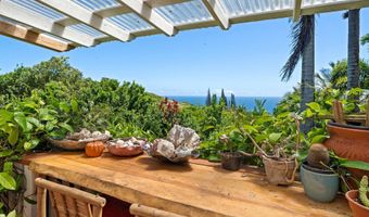7953 Hana Hwy, Haiku, HI 96708
