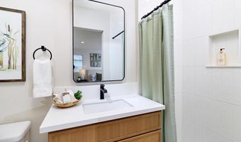 1710 Valley Pl, Carlsbad, CA 92008