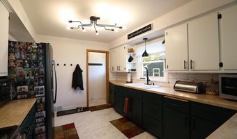 204 E Third Ave N, Aurora, MN 55705