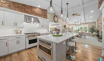 48156 268th St, Brandon, SD 57005