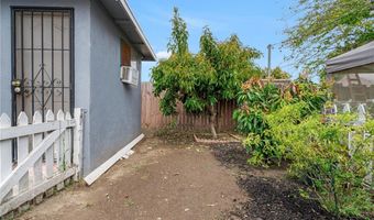 902 N Mayo Ave, Compton, CA 90221