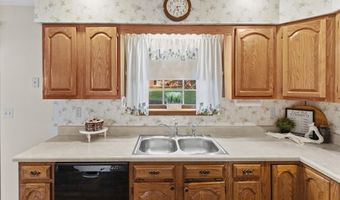 4441 Chantel Dr, Alton, IL 62002