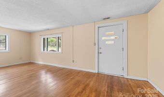132 Little Knob Rd, Asheville, NC 28803