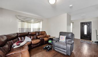 59 Oak St, Amityville, NY 11701