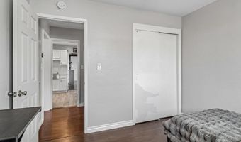 9535 Lakeview Dr, La Mesa, CA 91942