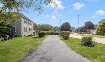 6 LARKSPUR Rd, Warwick, RI 02886