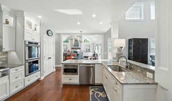 25 Rock Way, East Greenwich, RI 02818