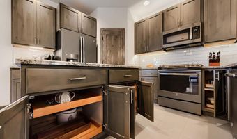 820 13th St, Berthoud, CO 80513