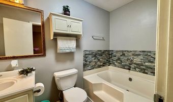 102 Club House Dr, Bald Knob, AR 72010