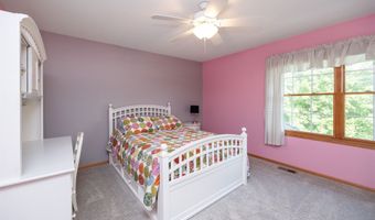 106 SW Stonegate Dr, Ankeny, IA 50023