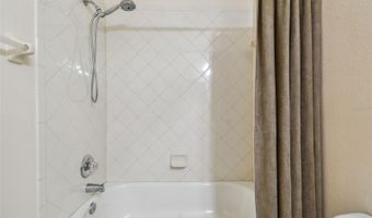 6919 SURREY HILL Pl, Apollo Beach, FL 33572