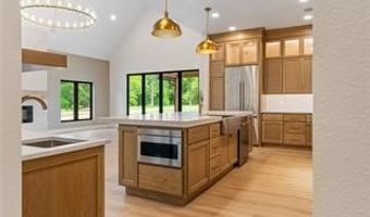 56107 E 300 Rd, Afton, OK 74331